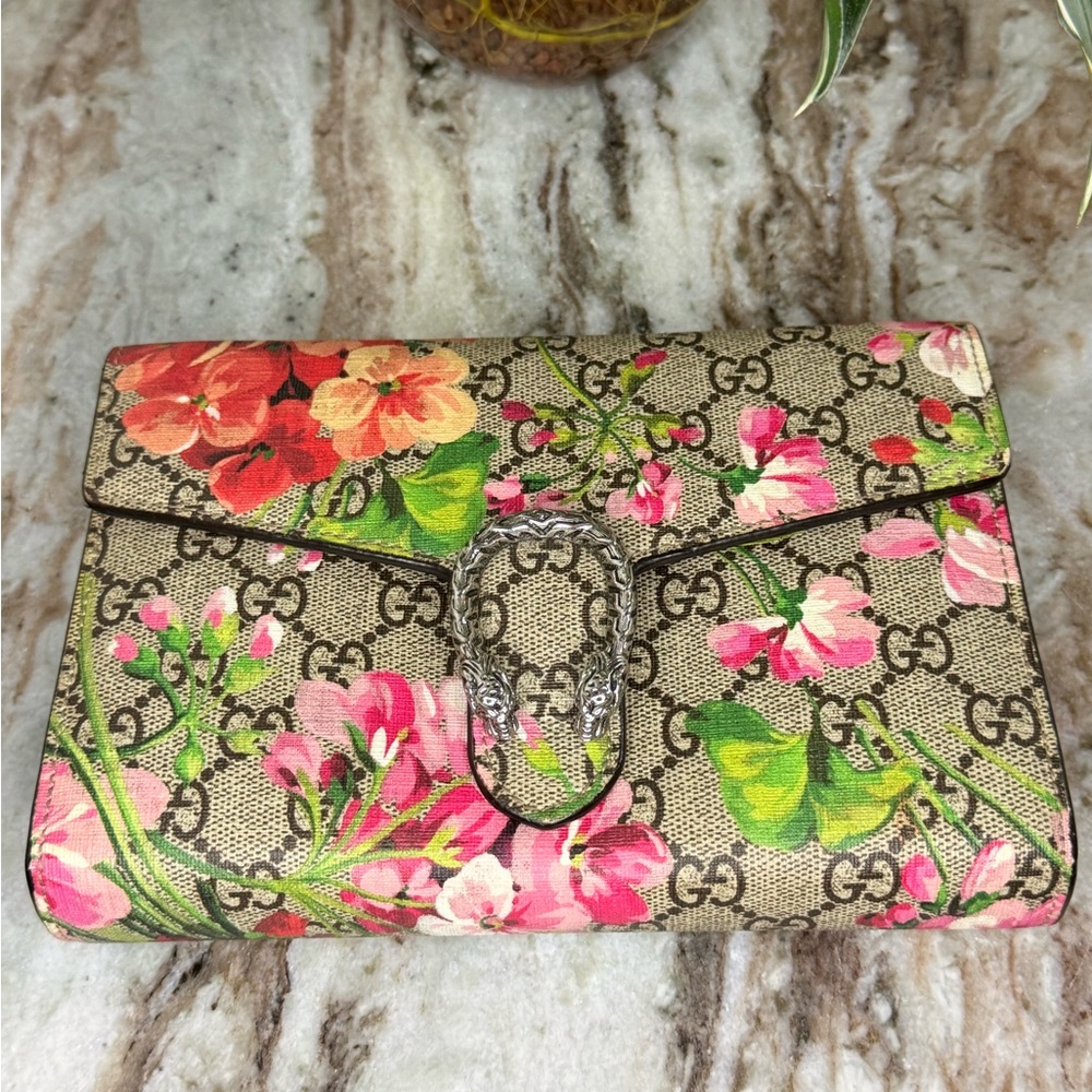 Gucci Tan and Pink Floral Clutch